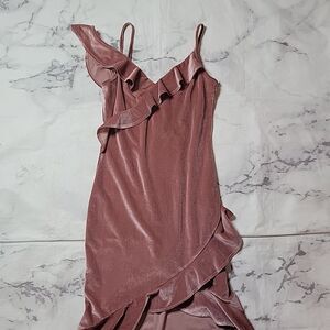Listicle Pink Velvet Midi Dress